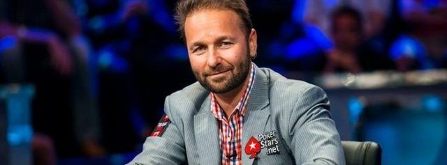 Daniel Negreanu smiling