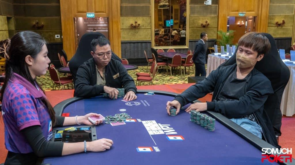 Pham Bao and Shaoshua Li at WPT Cambodia