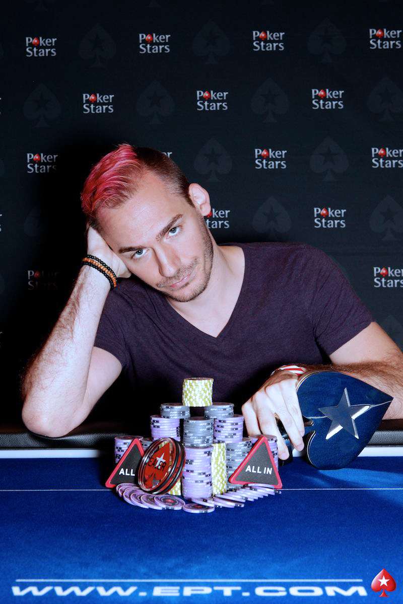 Justin Bonomo at an EPT event