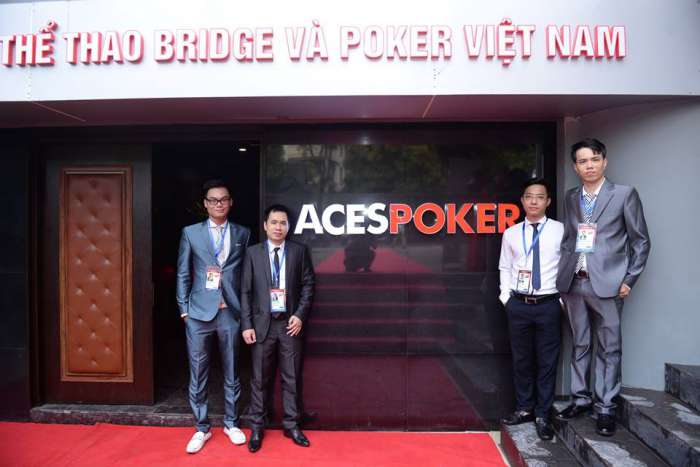 aces_poker_entrance1__1484022766_71859