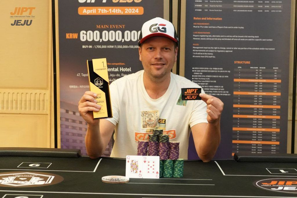 Rolands Norietis at Jeju International Poker Tour