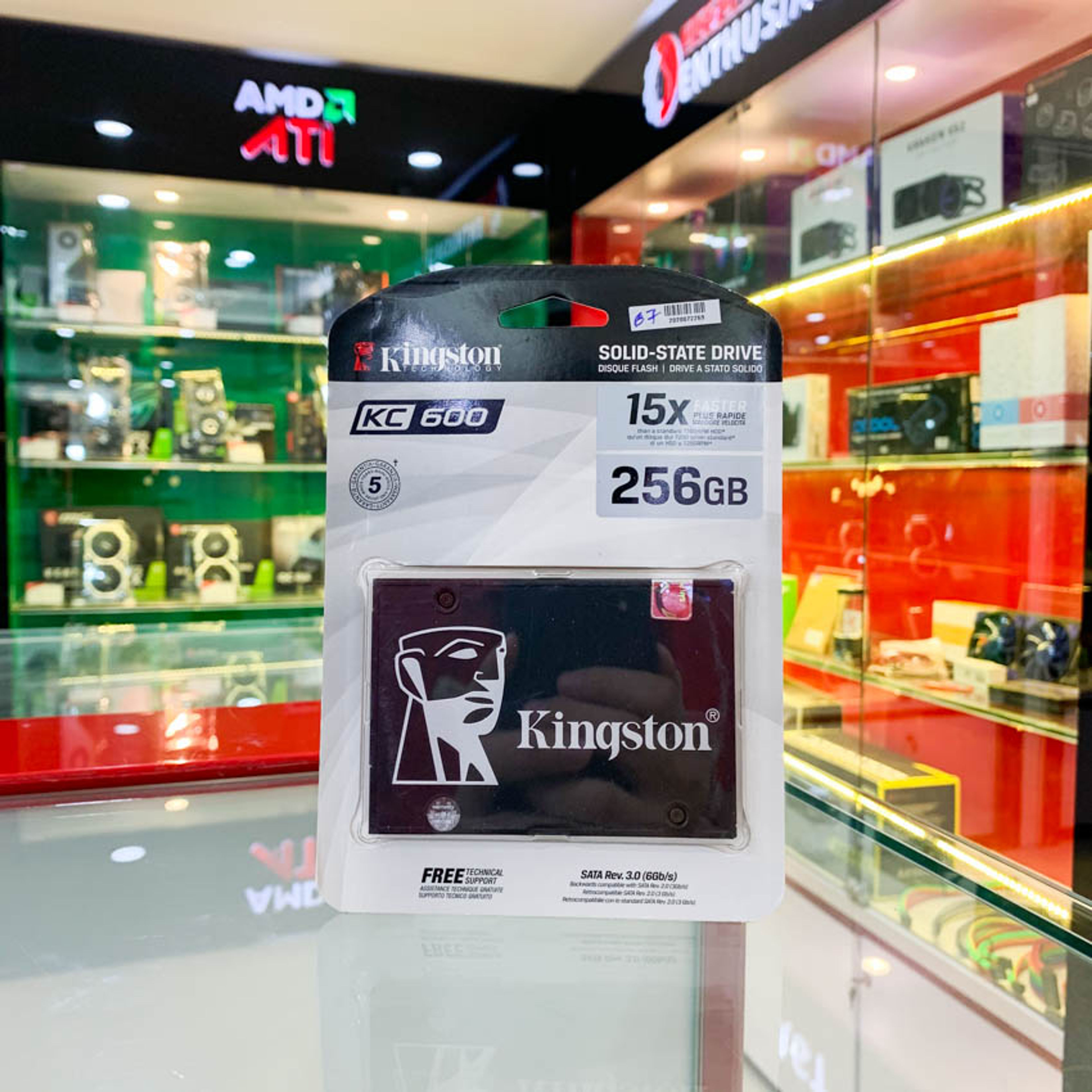 Ổ Cứng SSD KINGSTON SKC600 256GB 2.5 inch SATA III (Đọc 550MB/s - Ghi 500MB/s) - (SKC600/256GB) 6