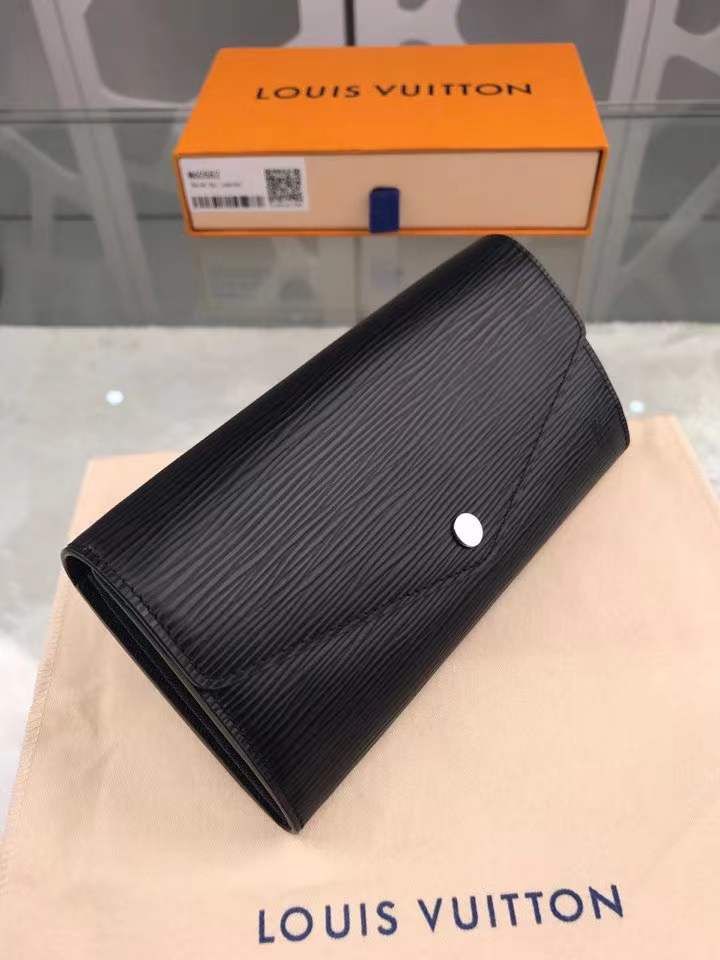 ルイヴィトン 長財布 M60582