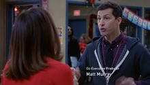 Brooklyn 99 - Nemszázas körzet 3. Évad 10. Epizód online sorozat