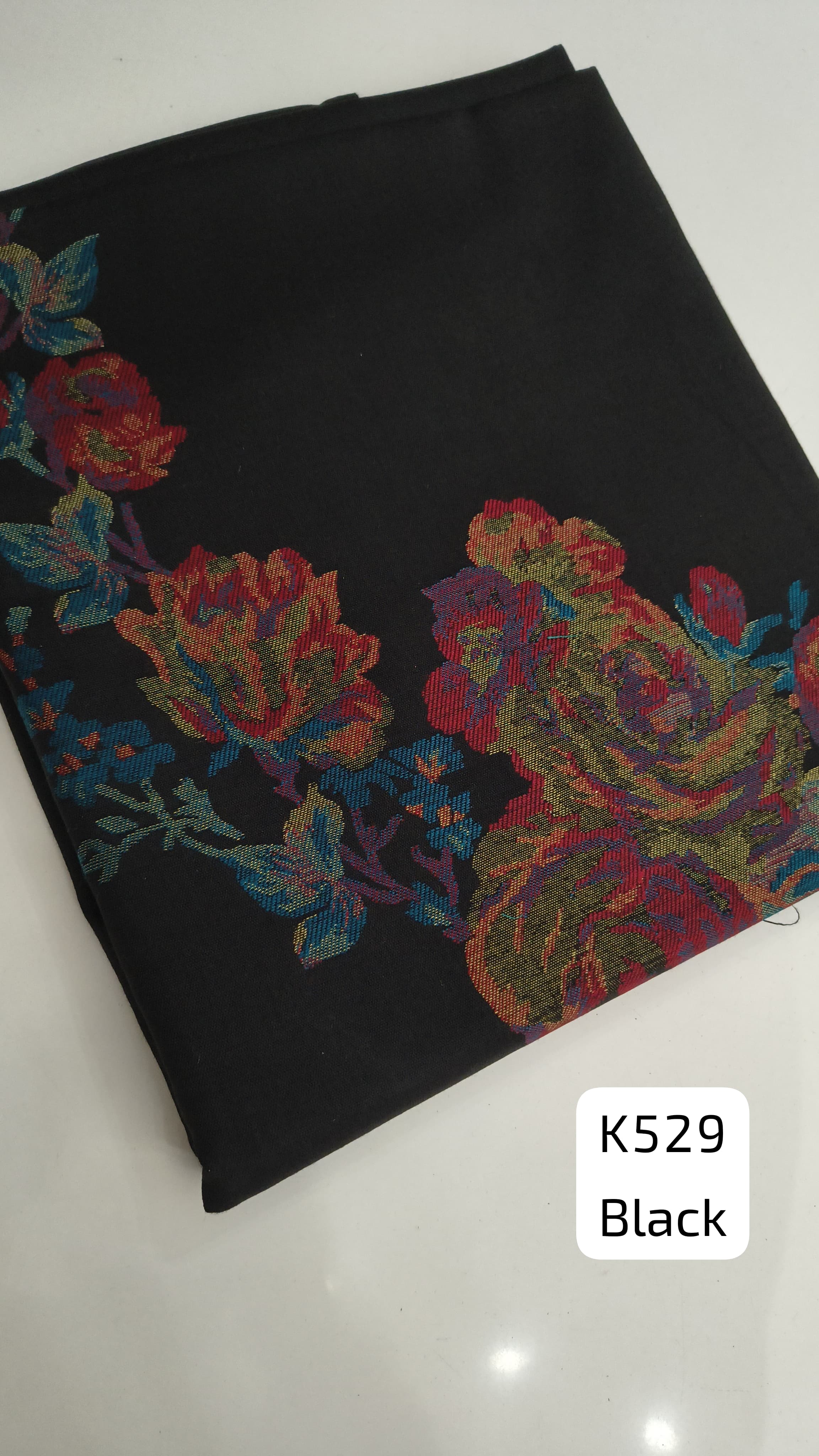 Woolen unstitched suit 