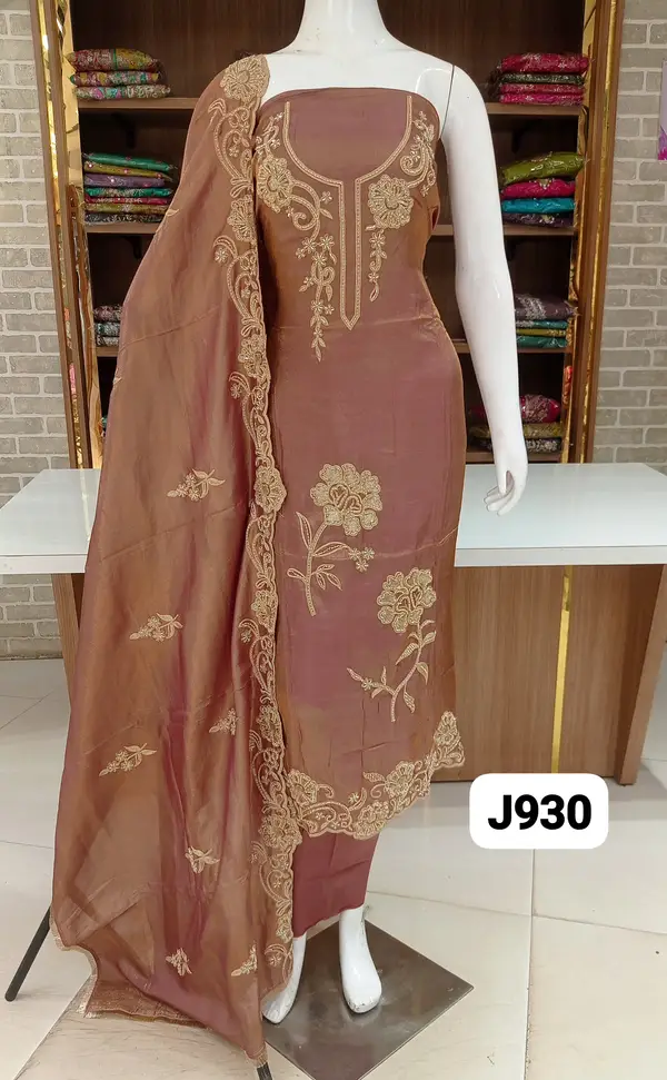 Pure soft shimmer silk suits 