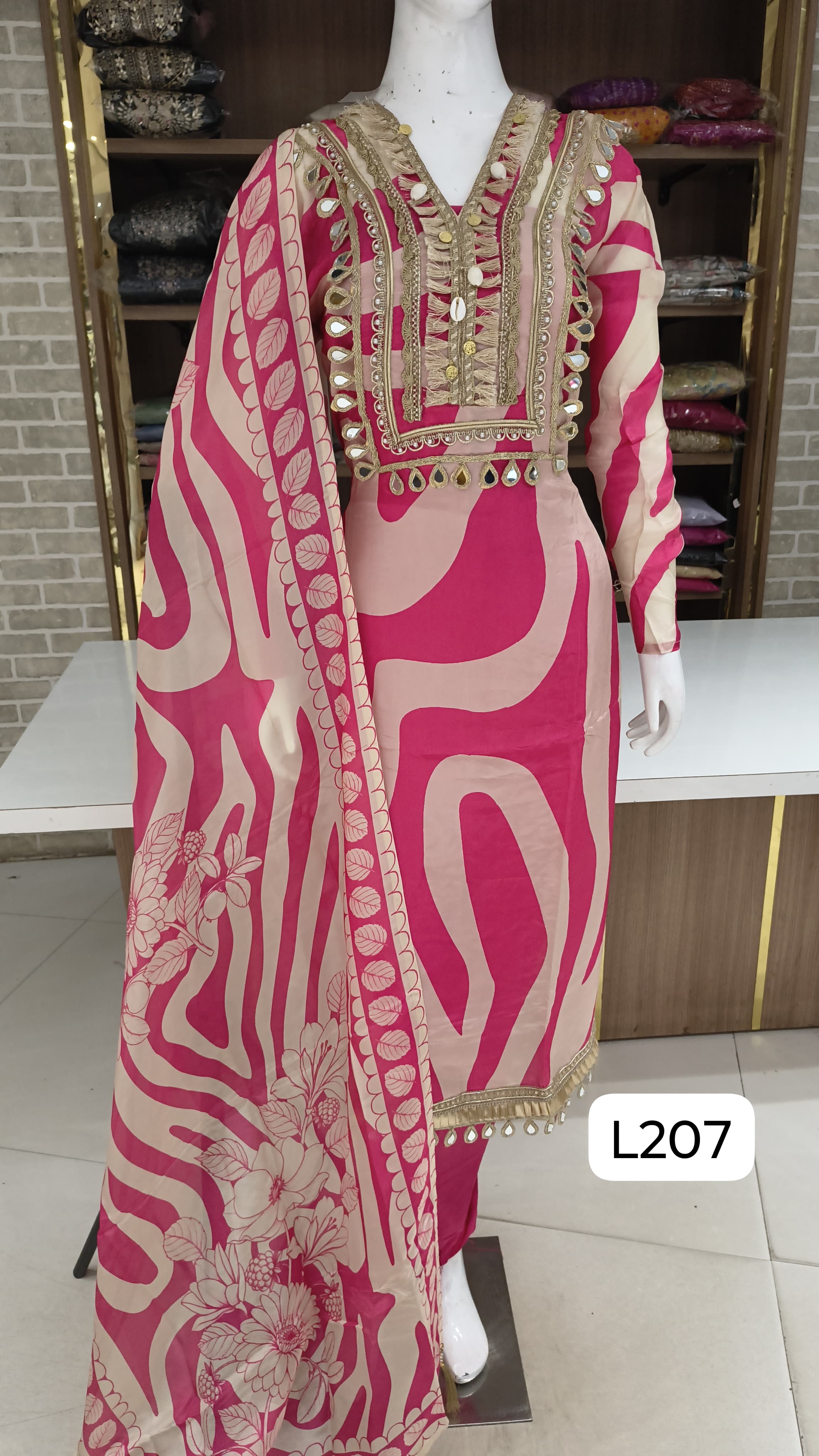 10 FEB DISPATCH DATE: Soft silk party wear suits