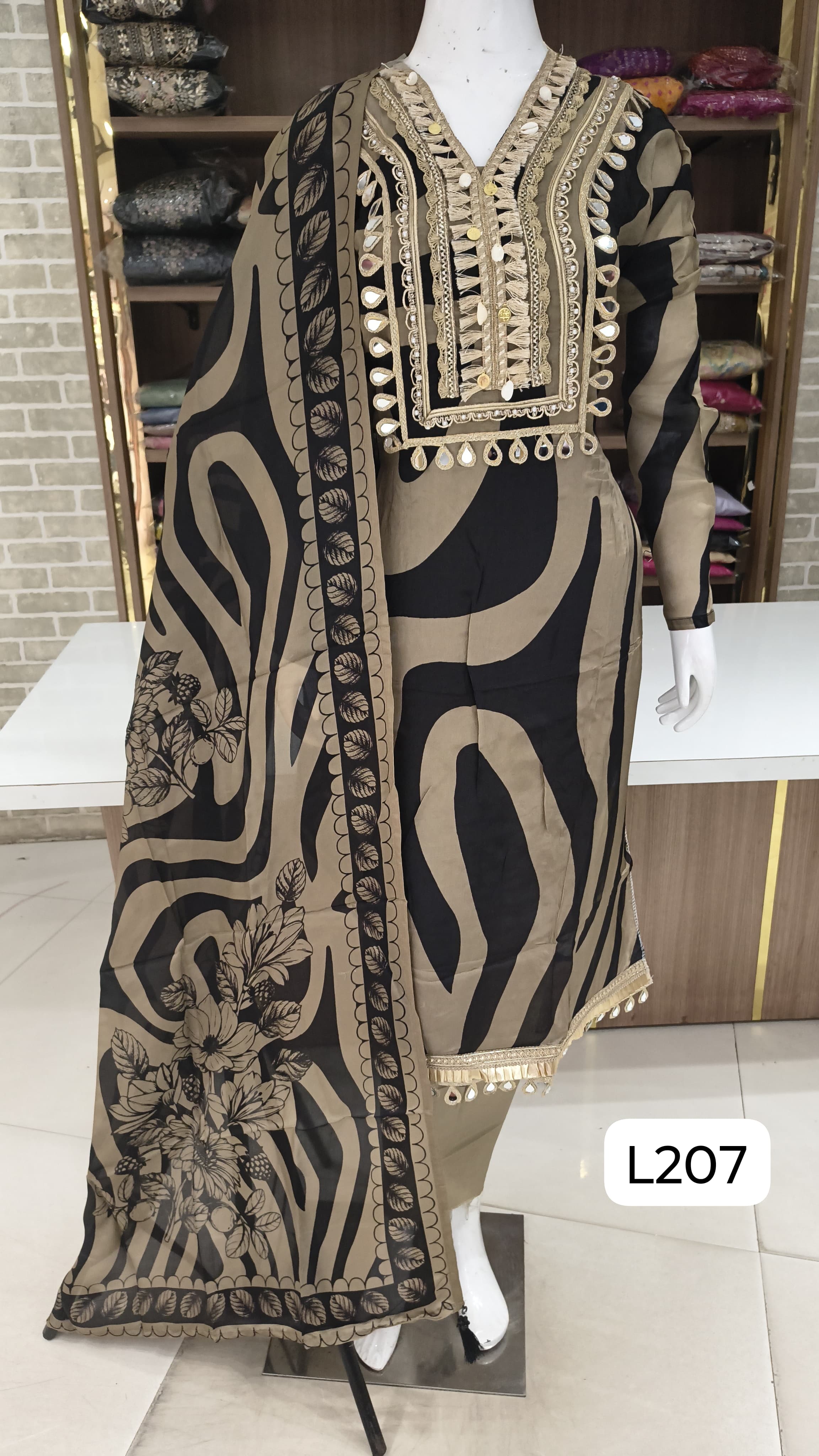 10 FEB DISPATCH DATE: Soft silk party wear suits