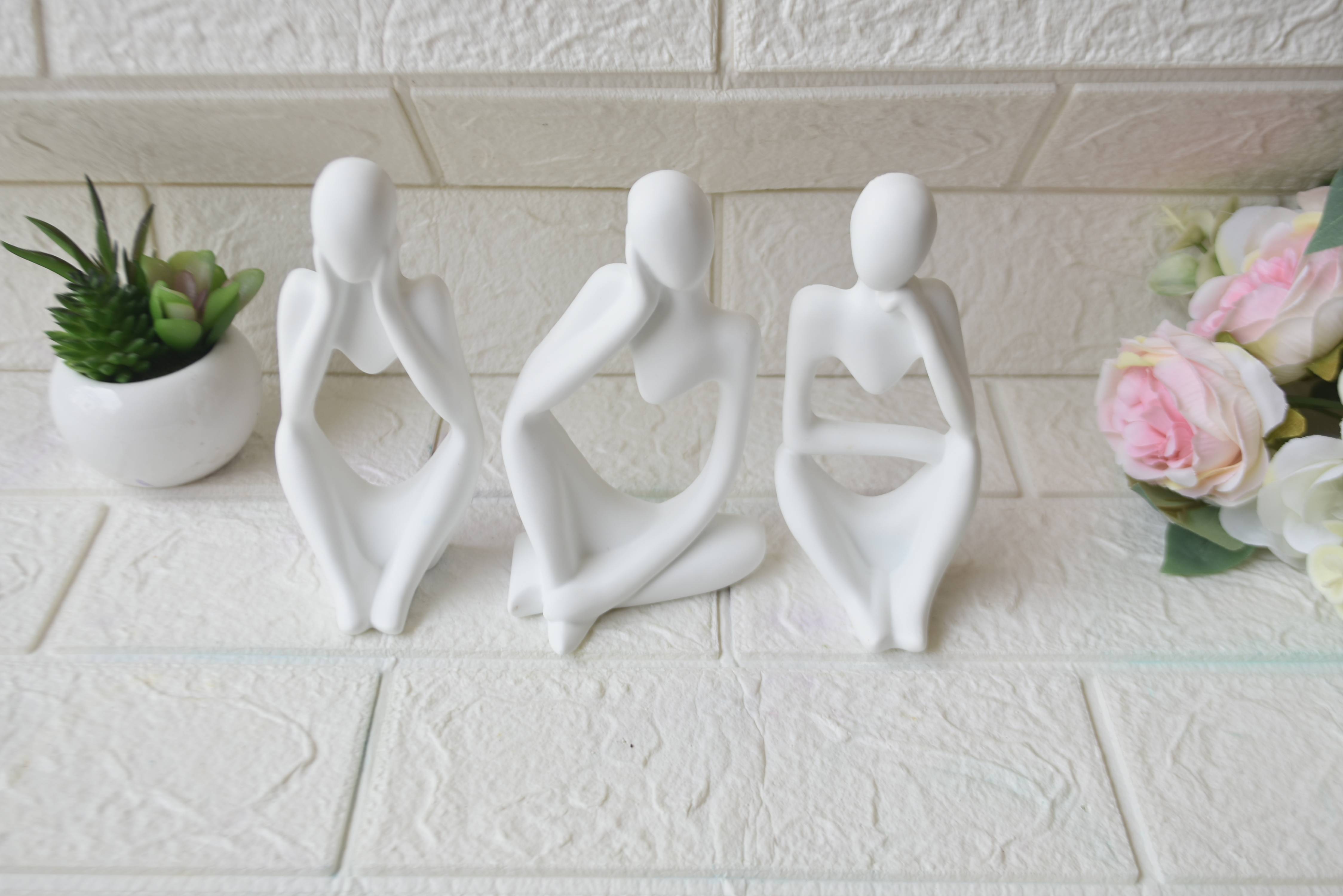 Girl Figurine Set