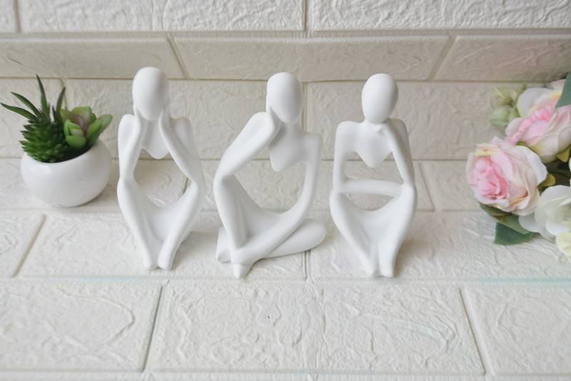 Girl Figurine Set