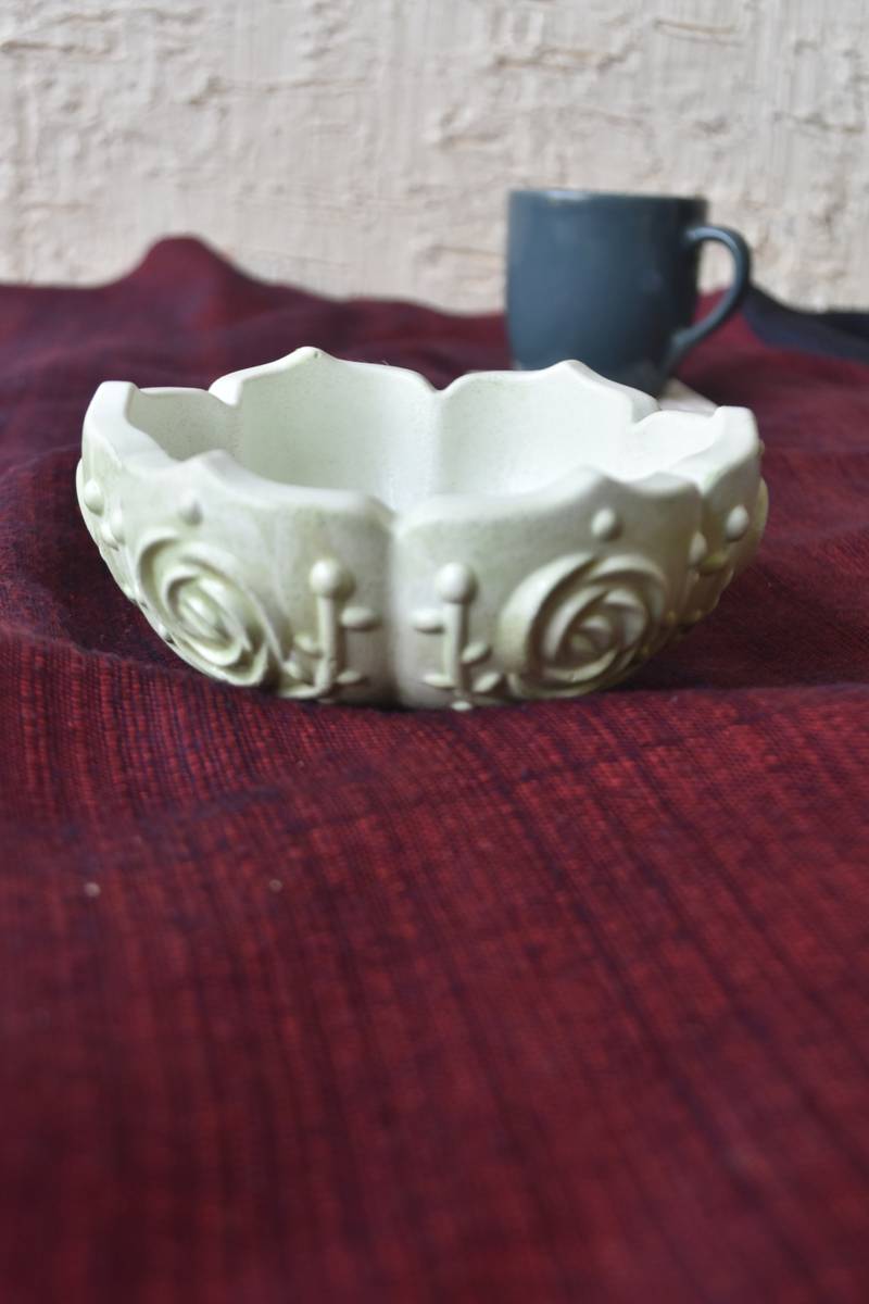 Urli Bowl – Timeless Elegance in Sustainable Concrete