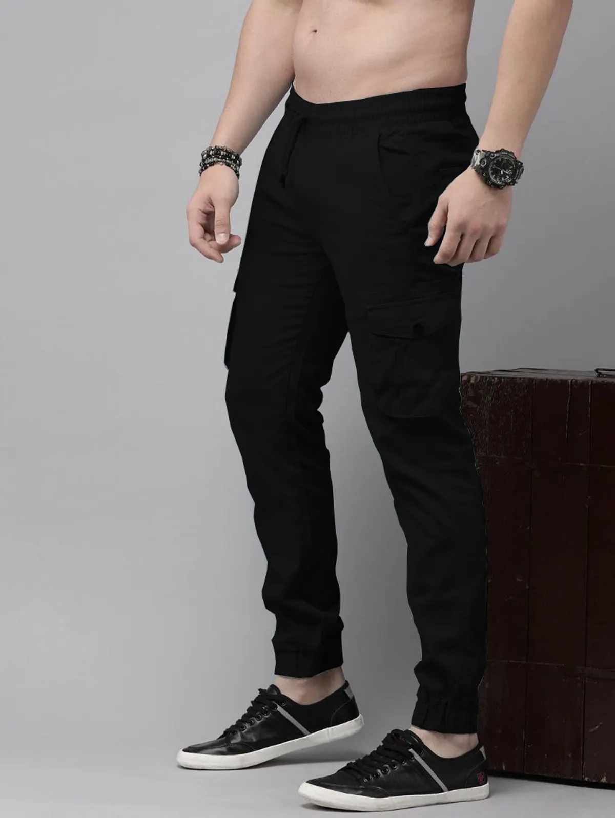 Black Cotton Blend Slim Fit Men’s Cargo Joggers