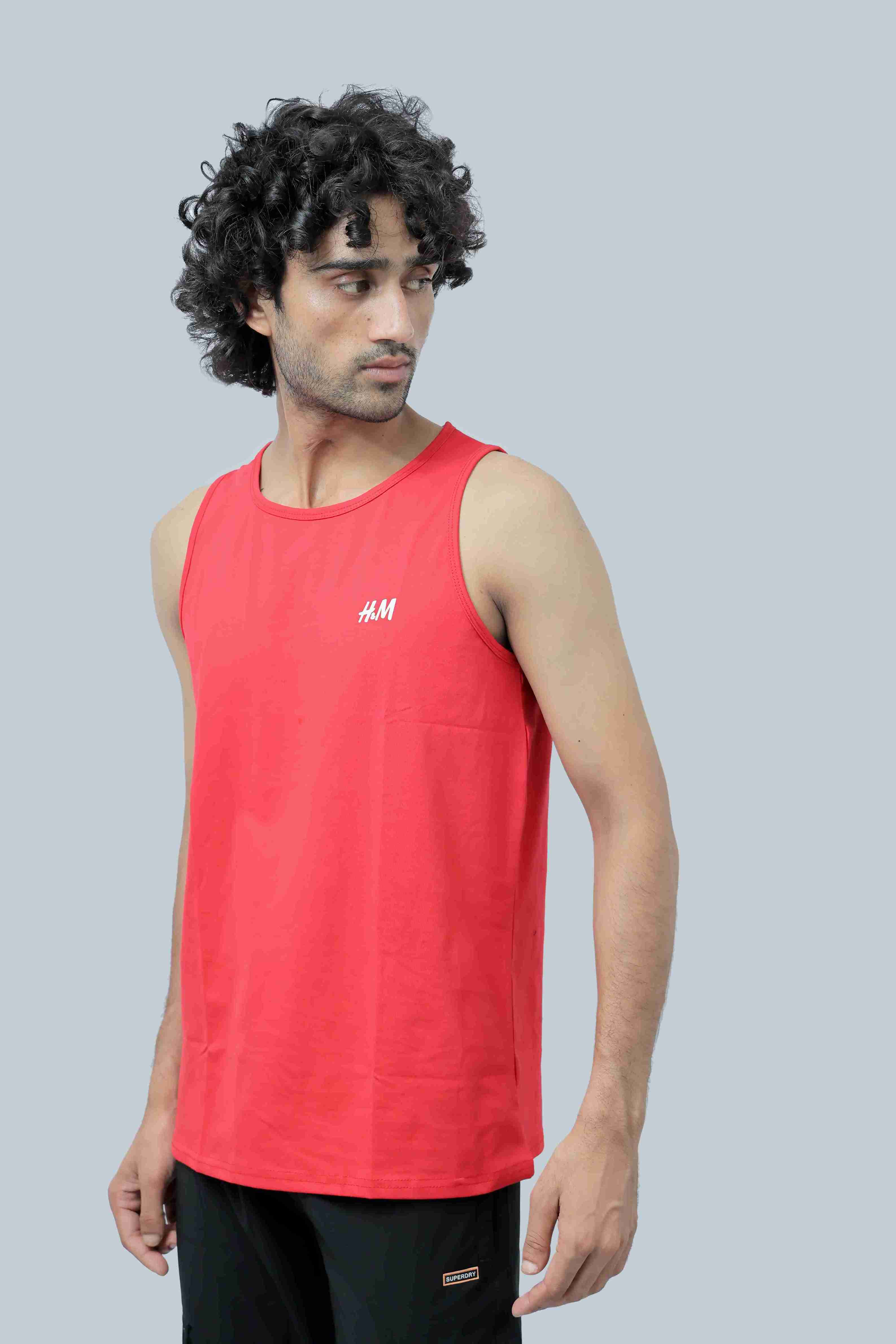 Men's Sleeveless Round Neck T-Shirt In Red Color