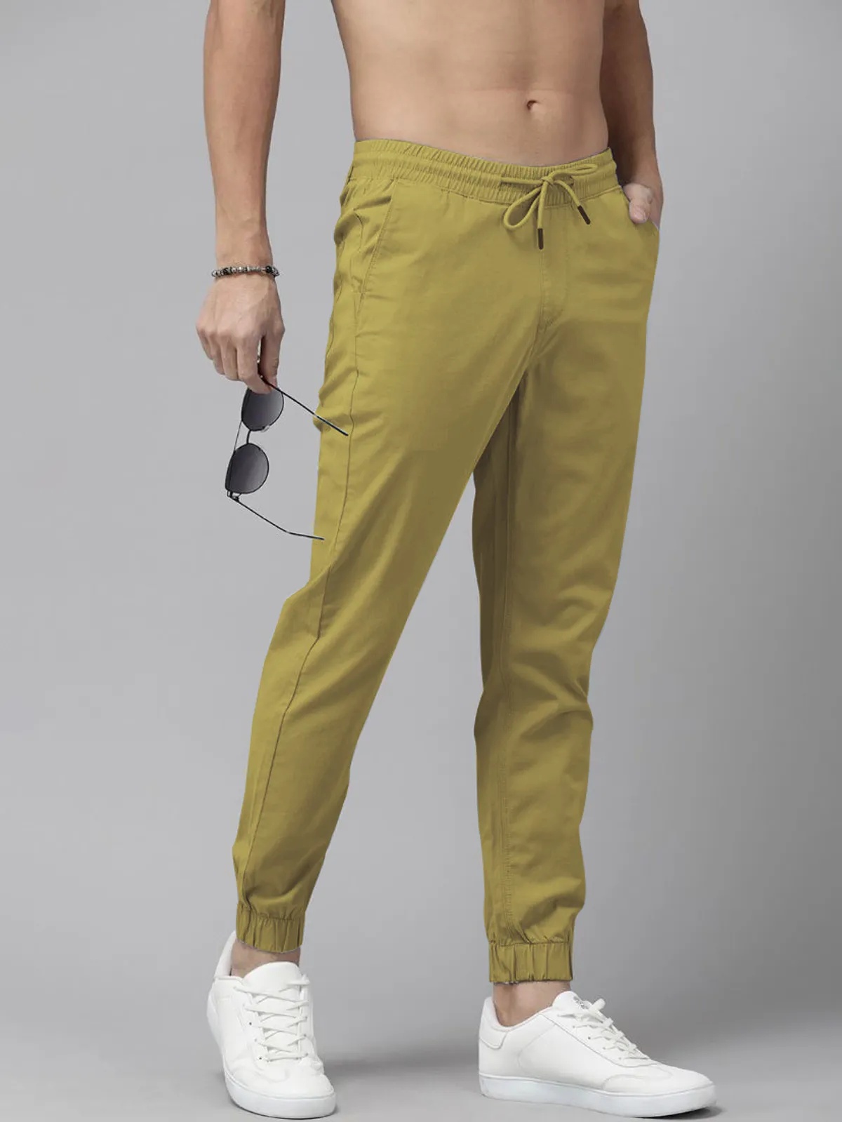 Cotton Blend Solid Men’s Slim Fit Joggers