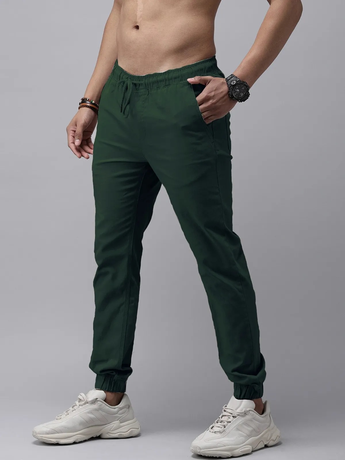 Uniexee Slim Fit Men Dark Green Trousers