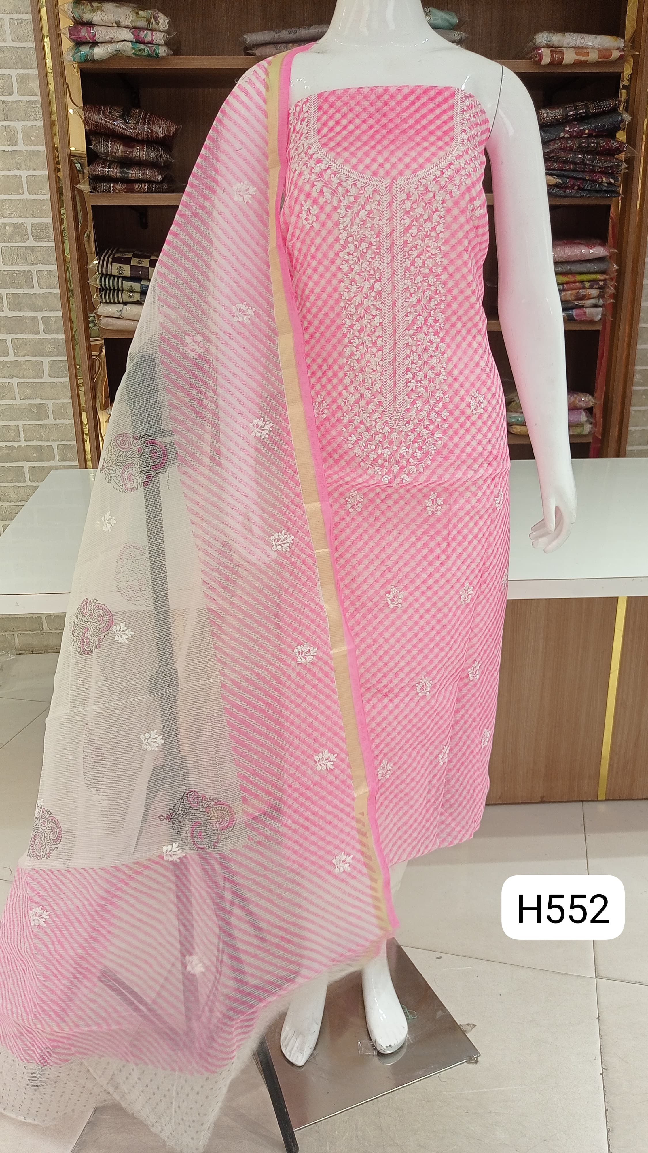 Beautiful  Kota doria  embroided suits  At lehriya  print 