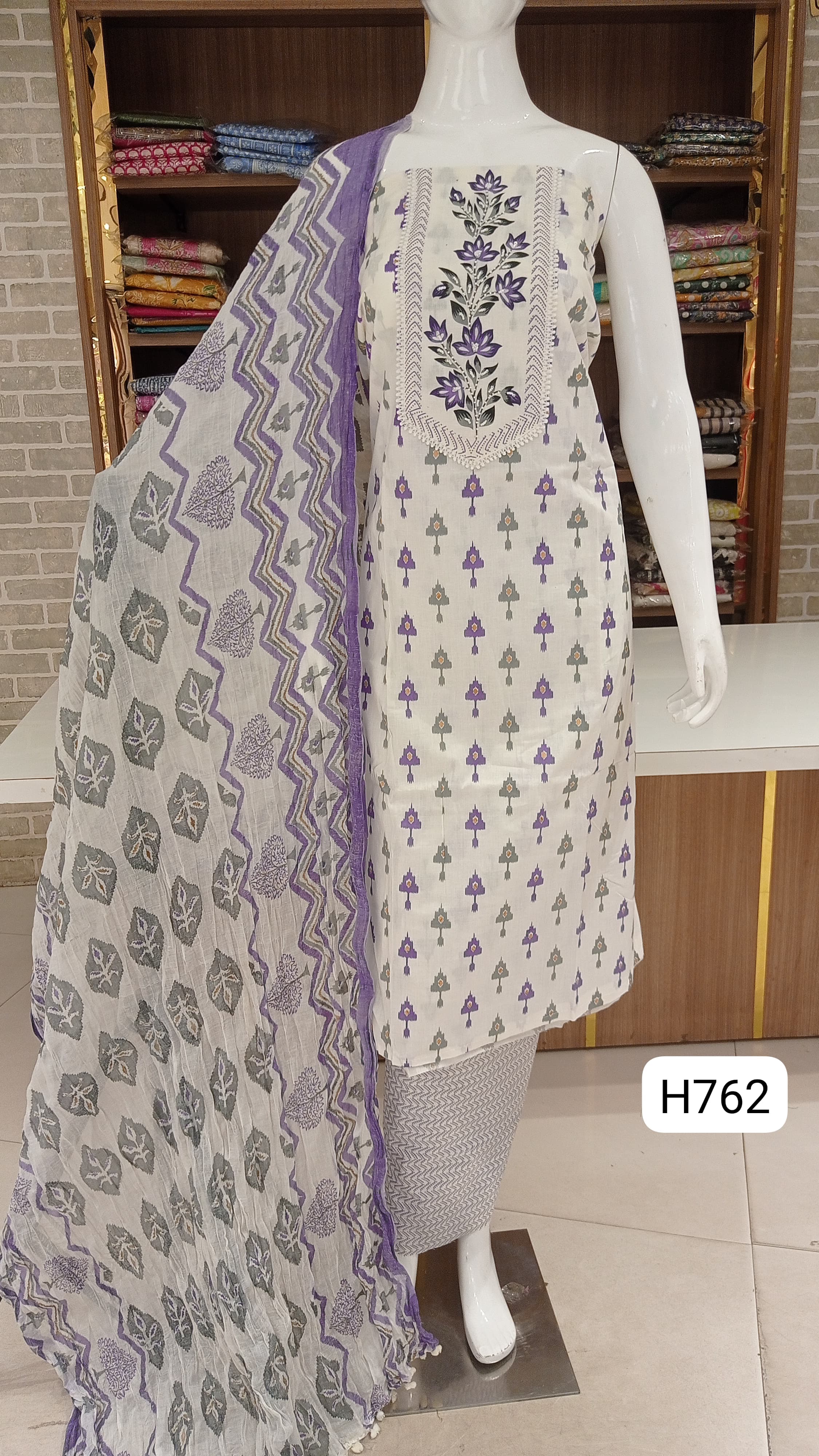 Imported beautiful  soft coton dress material with beautiful  print 
