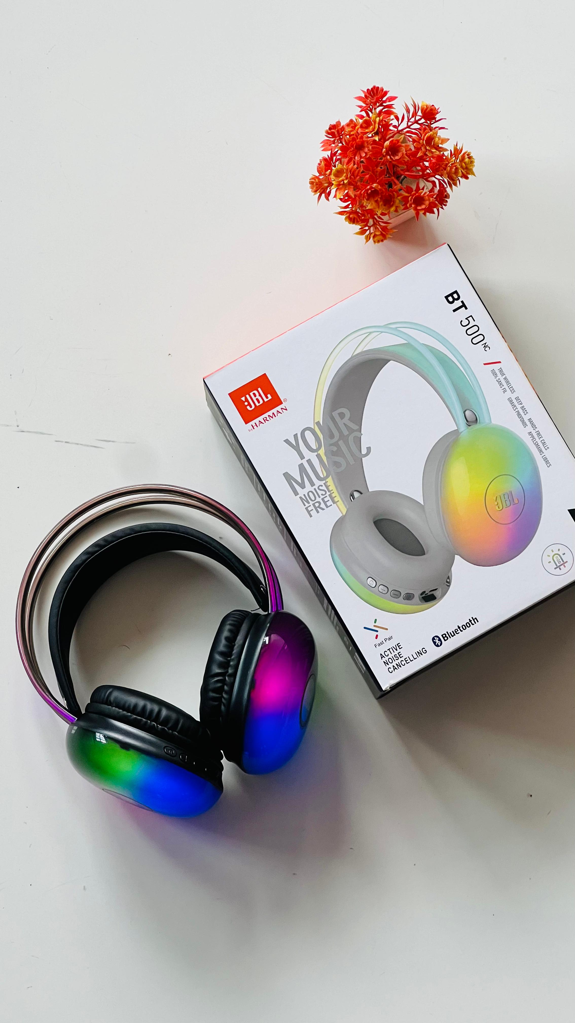 JBL BT500 plus lightning headphones 