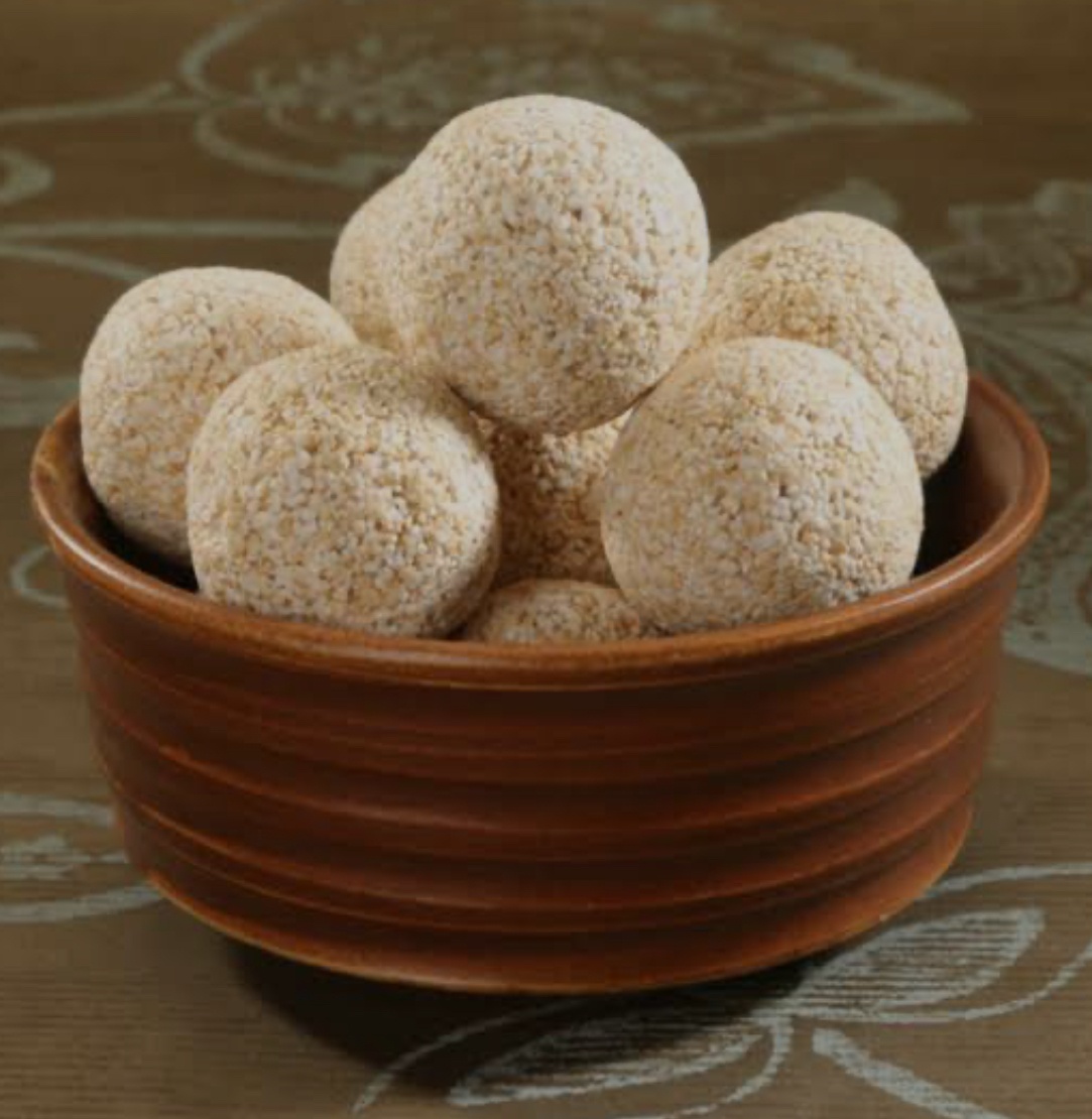 Rajgira ladoo  (jaggery)