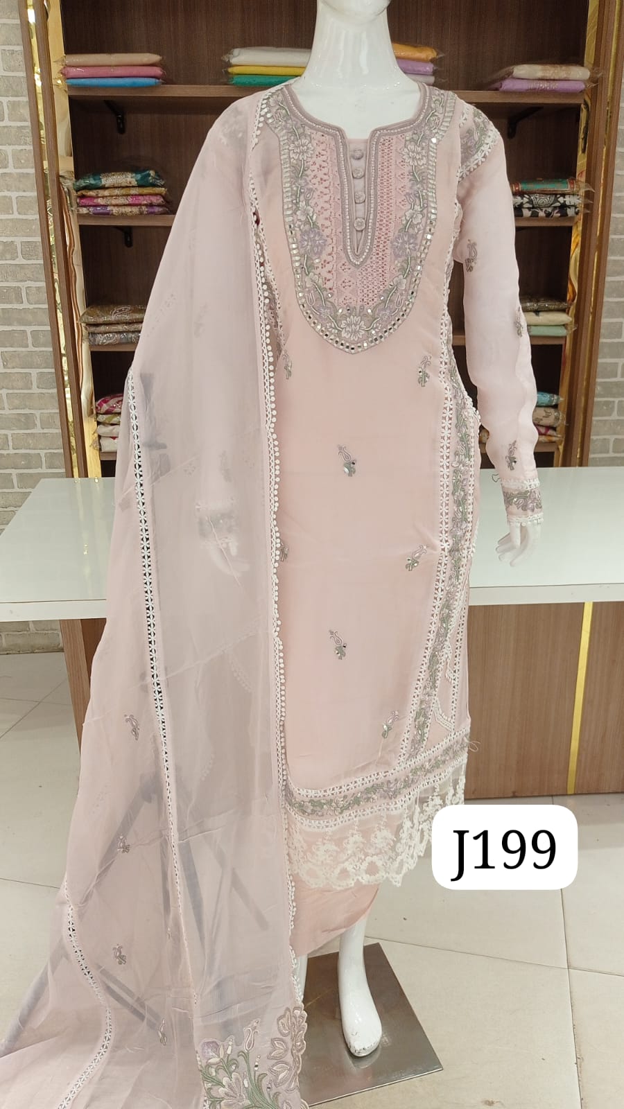 PAKISTANI PARTY WEAR SIITS 
