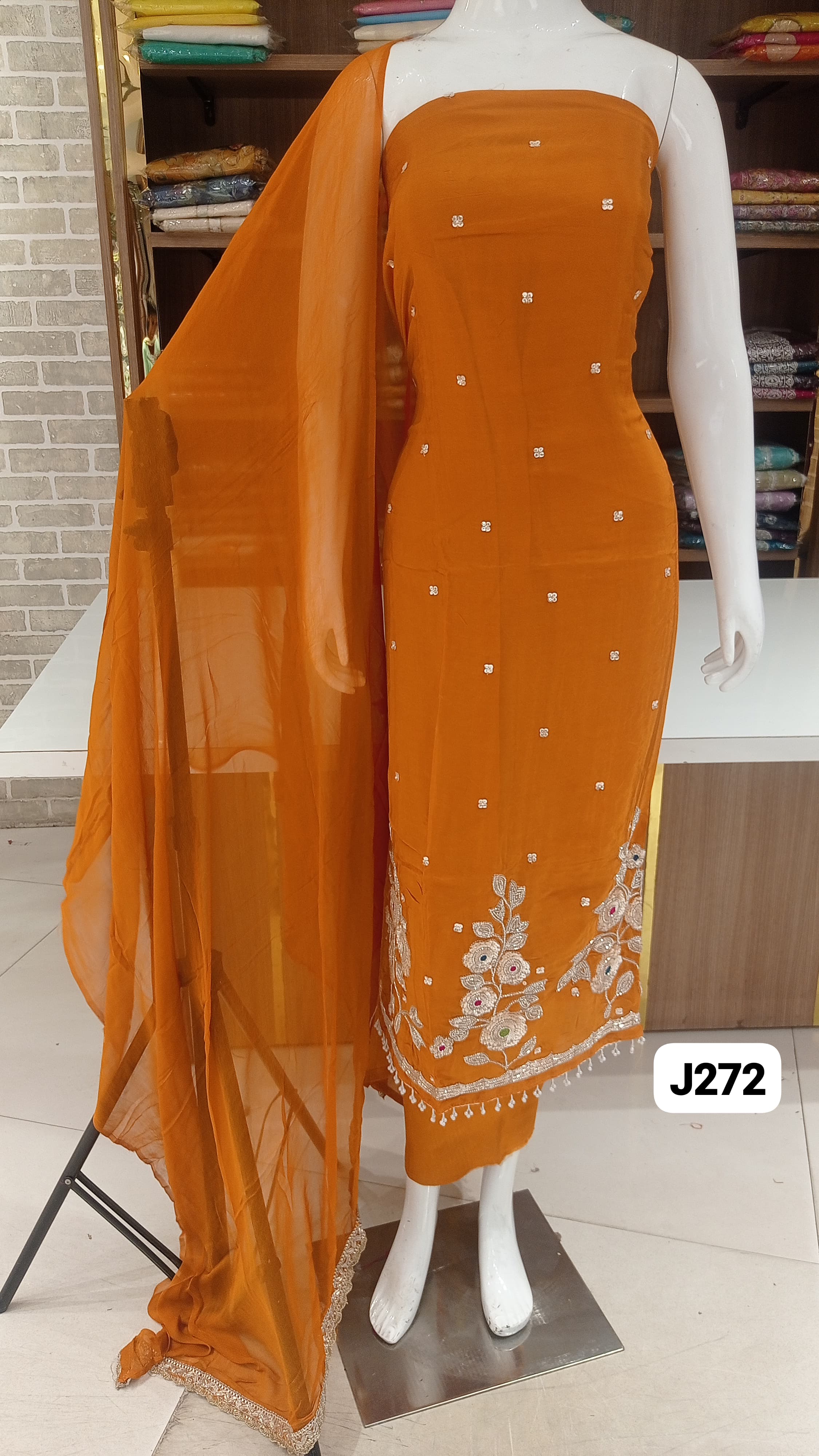 Imported soft silk beautiful border handwork 