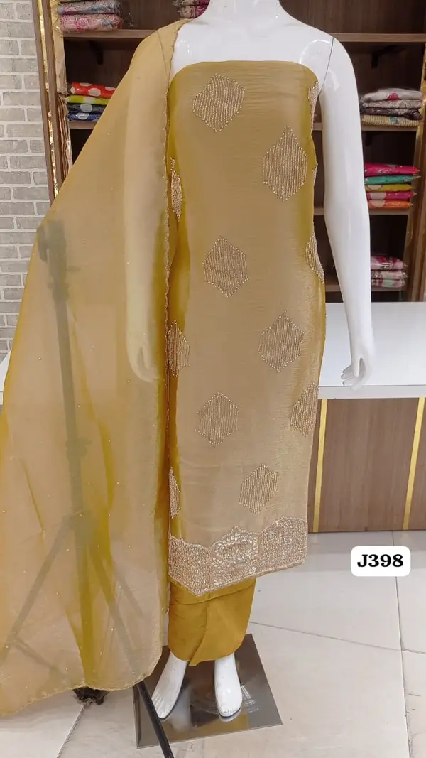 Imported pure diamond crush silk with beautiful full front handwork