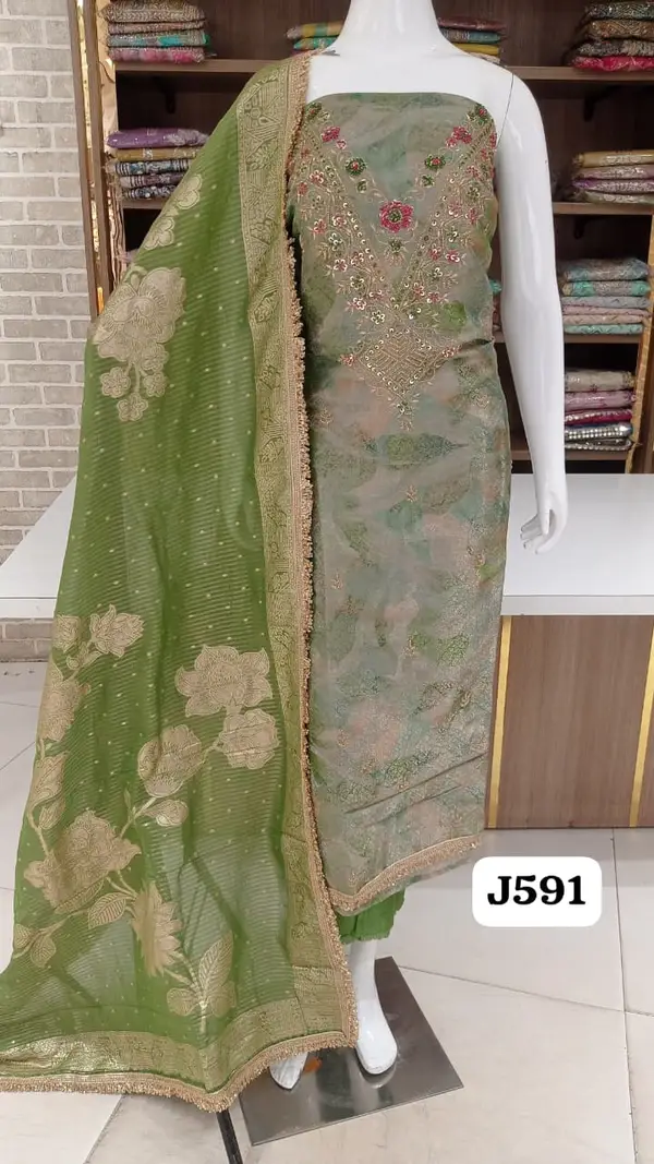 Banarasi silk with beautiful self weaving