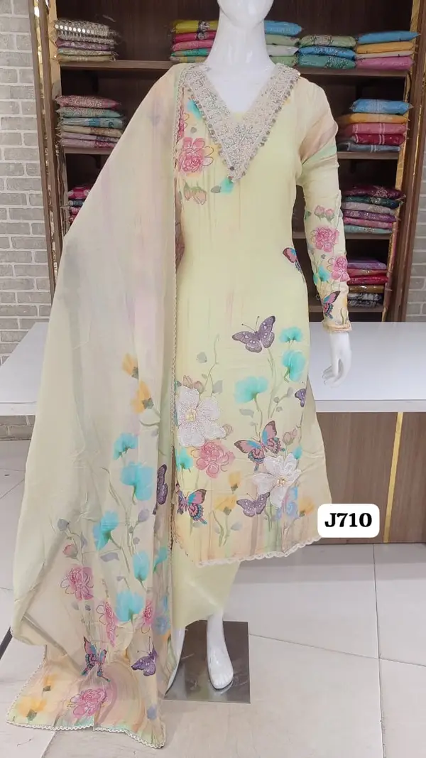 premium Muslin silk with beautiful digital print