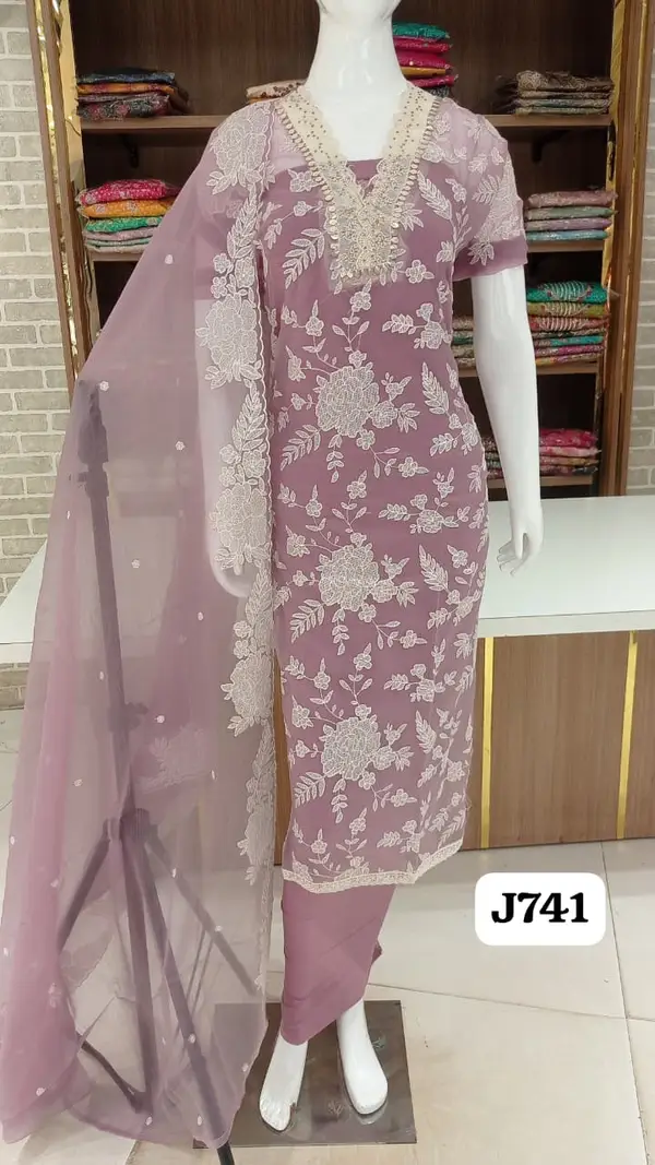 pure soft crush organza Very pretty 