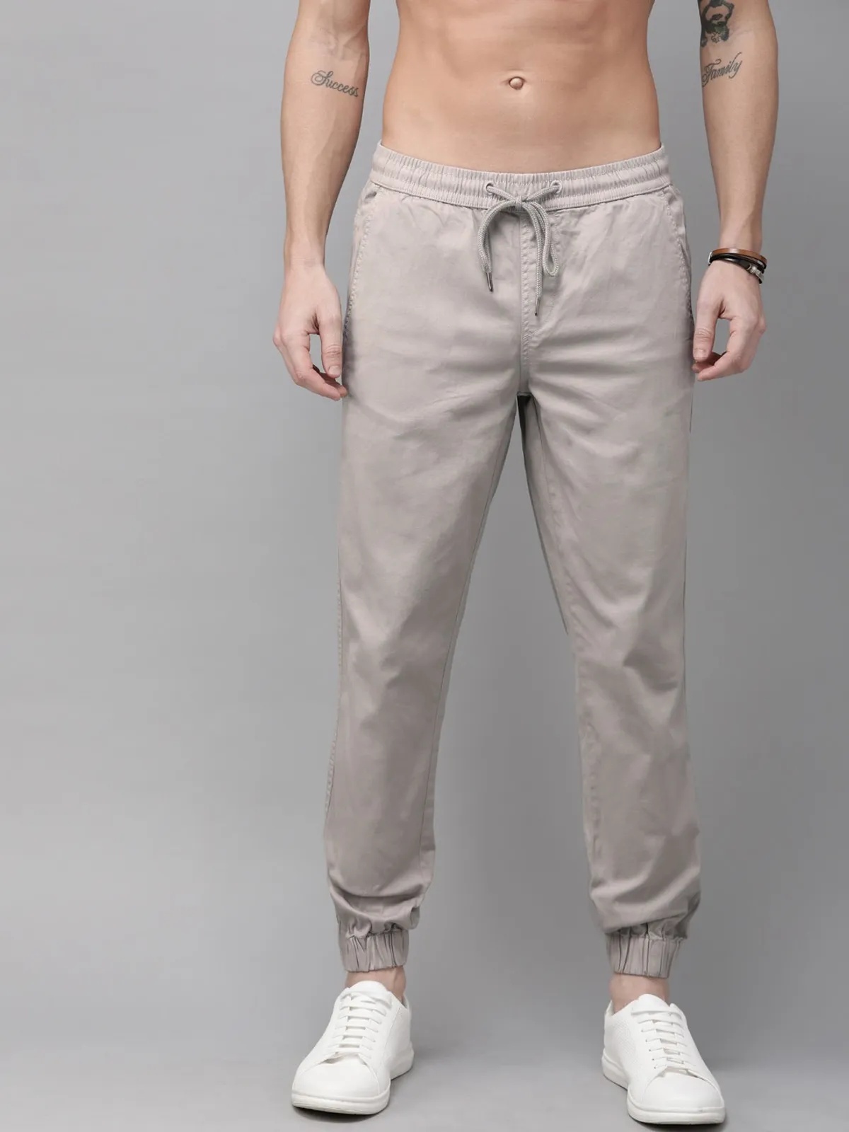 Cream Cotton Blend Solid Men’s Slim Fit Joggers