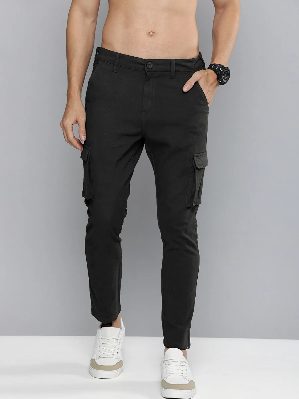 Black Cotton Blend Solid Mens Cargo