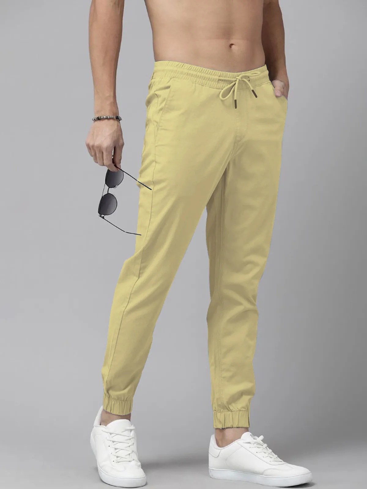 Off White Cotton Blend Solid Men’s Slim Fit Joggers