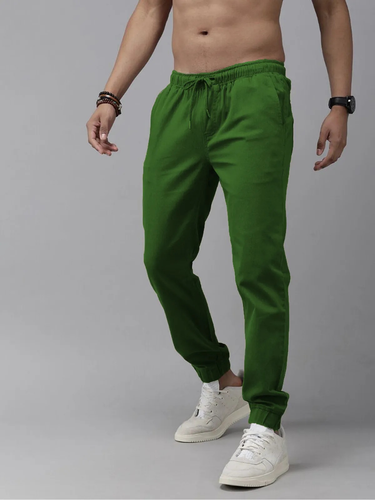 Uniexee Green Cotton Blend Solid Men's Slim Fit Joggers
