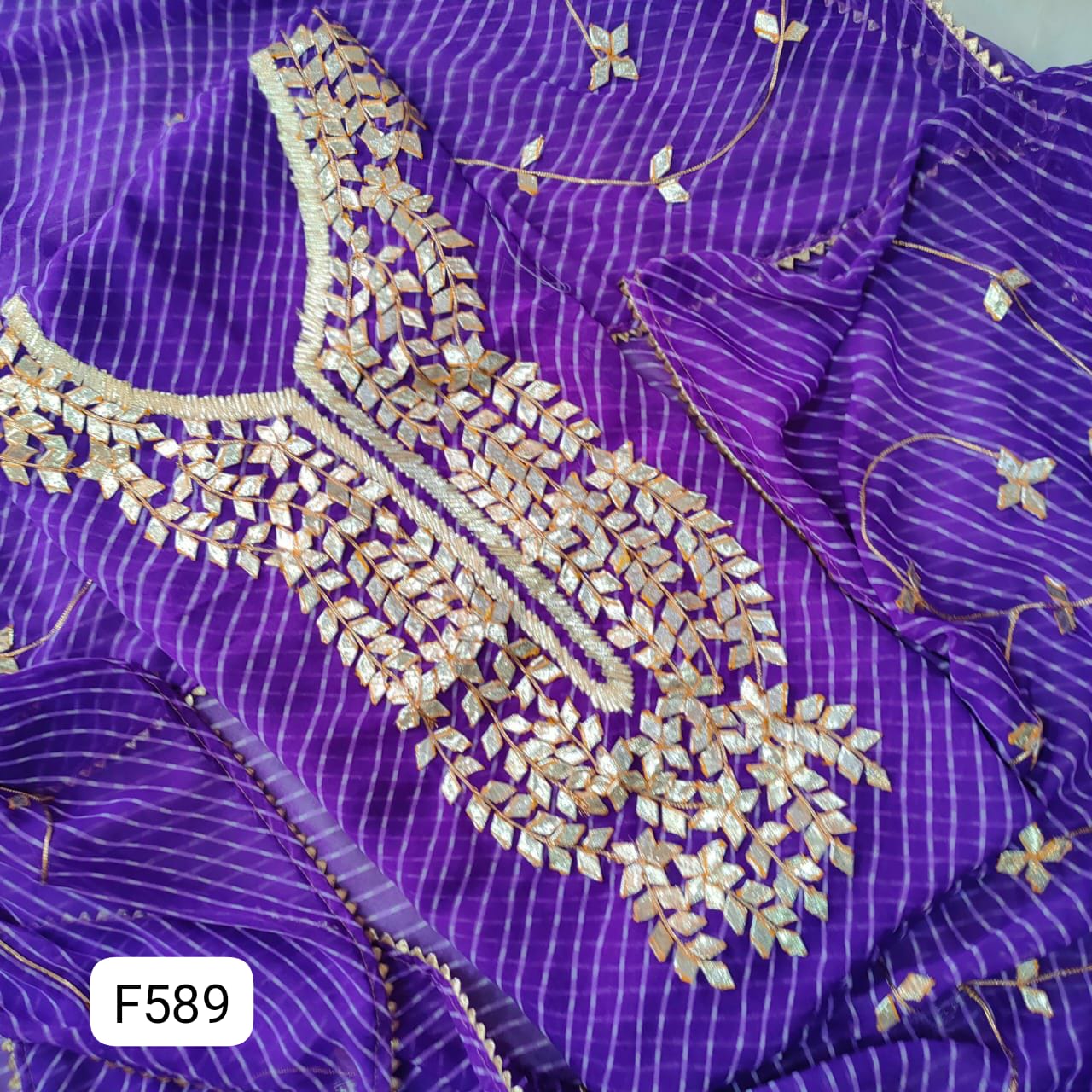 Georgette heavy kacha patti work
