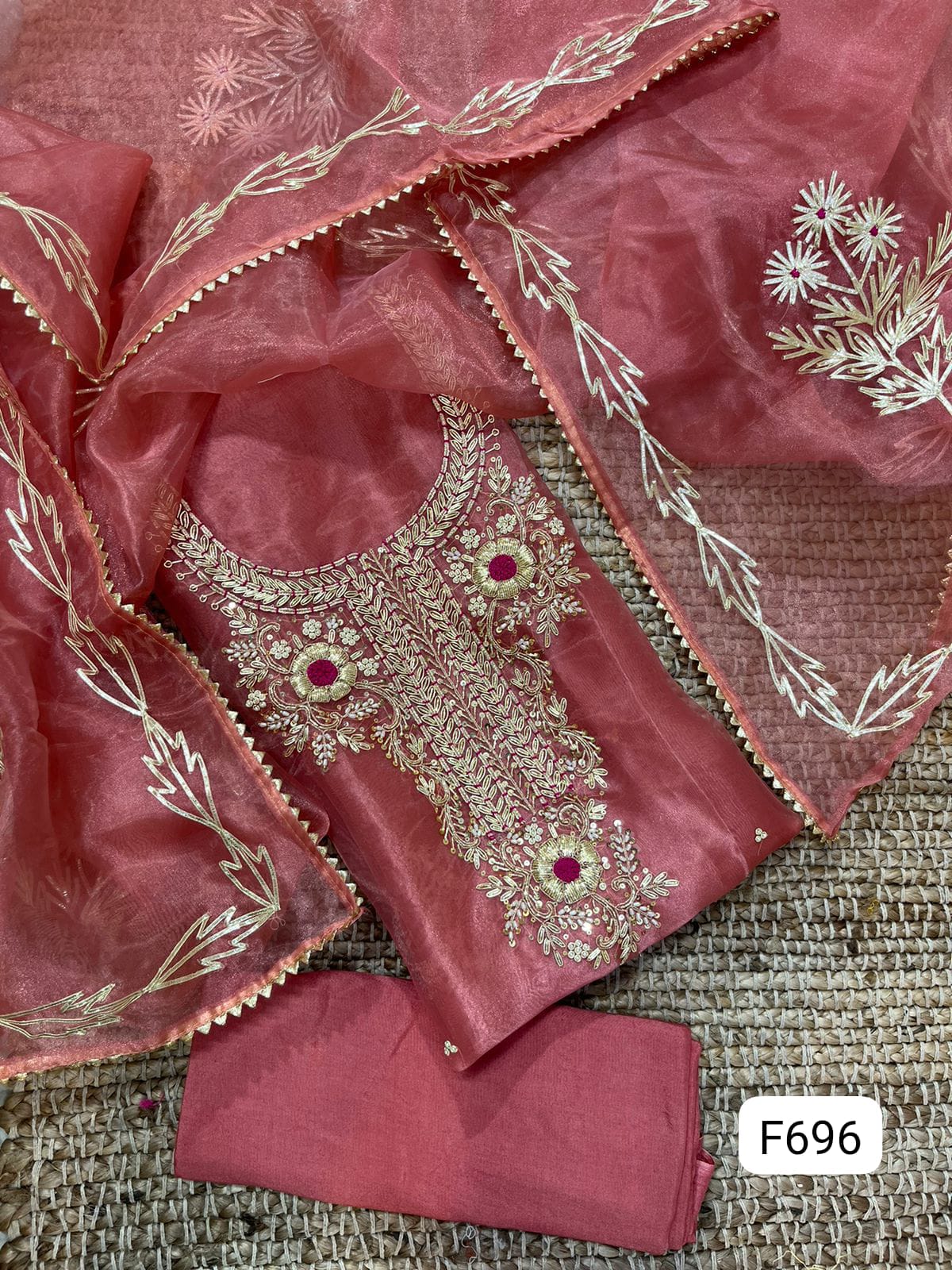 ORGANZA UNSTITCHED SUITS