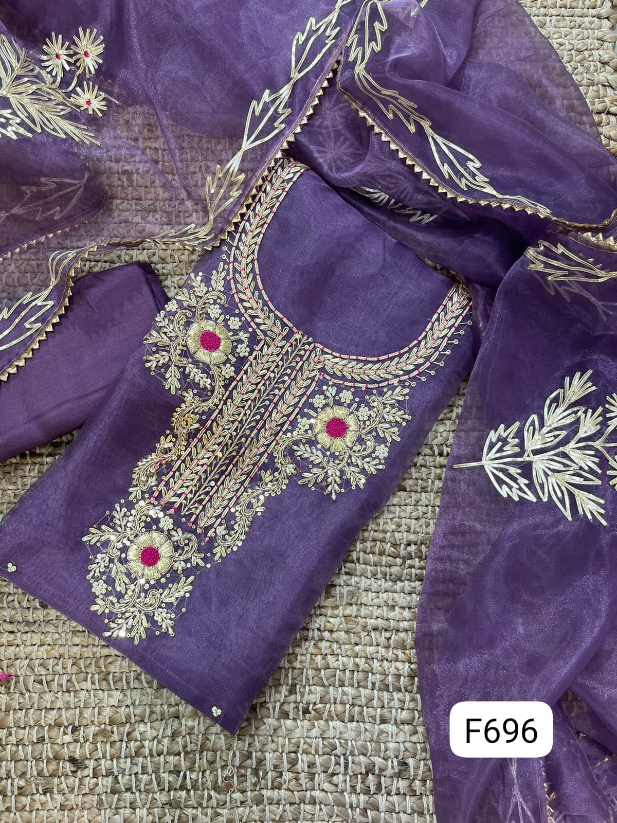ORGANZA UNSTITCHED SUITS