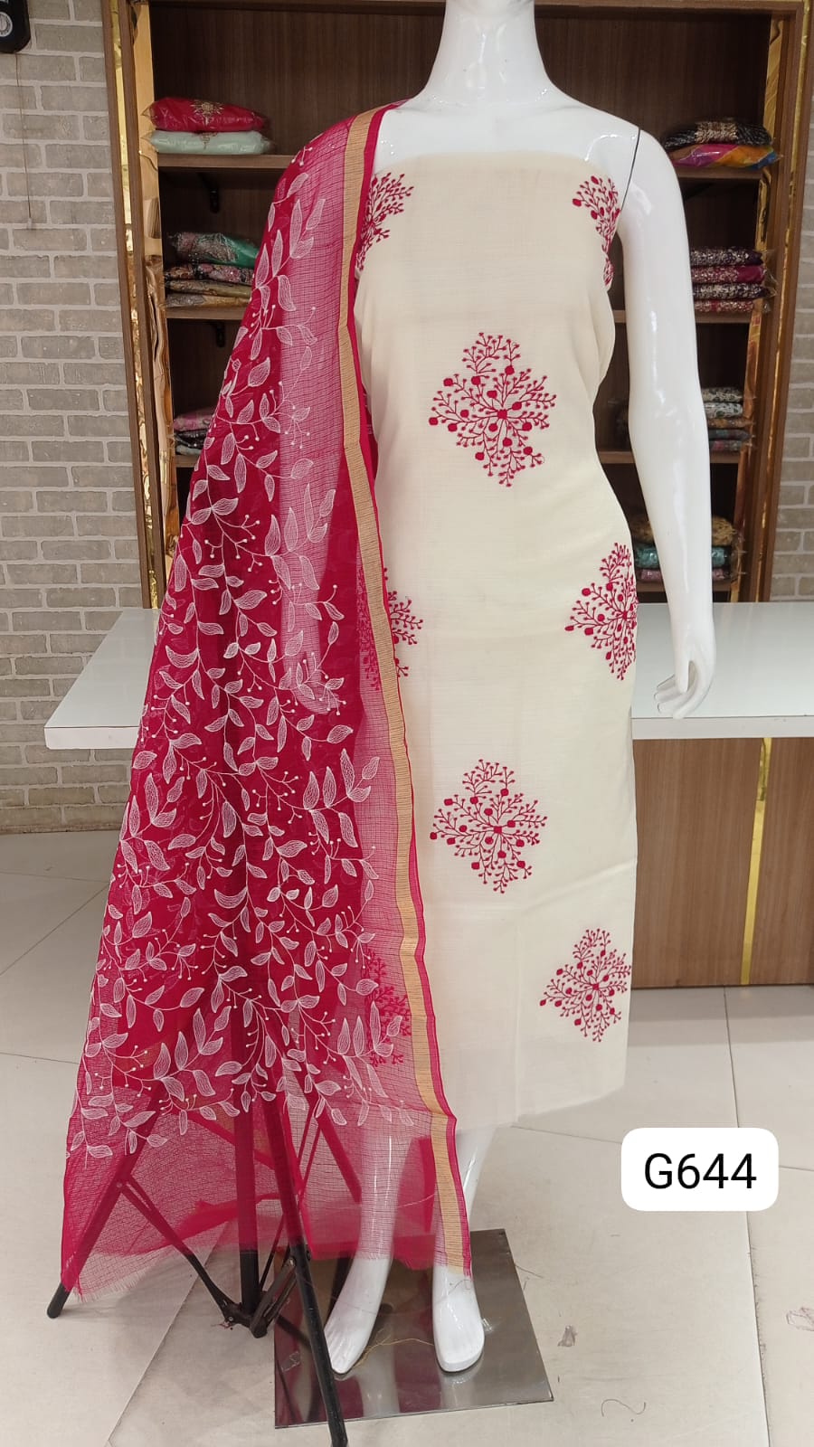  kota suits emrbdoeid beautifully  