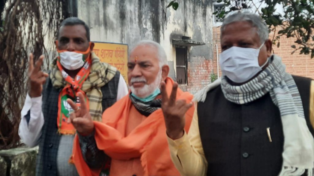 मेरठ कलेक्ट्रेट : 12 प्रत्याशियों ने नामकंन पत्र दाखिल किए 8 113 10