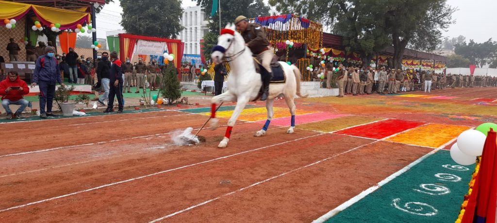 मेरठ पुलिस लाइन 73 वें गणतंत्र दिवस के समारोह 3 WhatsApp Image 2022 01 26 at 11.15.24 AM 1