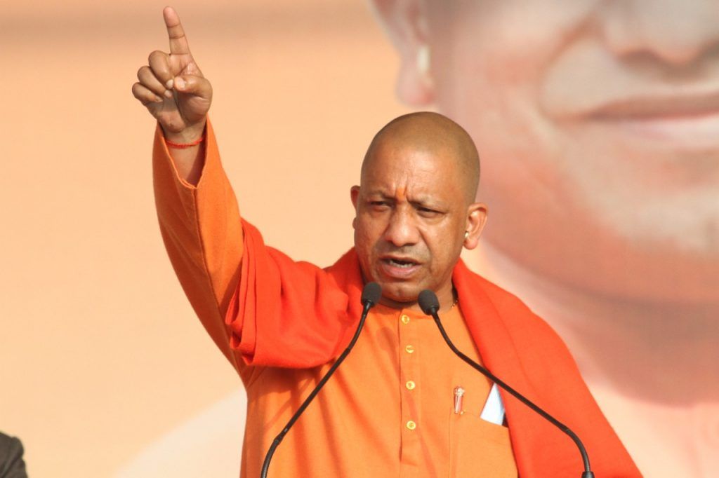मेरठ में दक्षिण विधानसभा क्षेत्र के प्रत्याशी सोमेंद्र तोमर के लिए वोट की अपील करने पहुंचे मुख्यमंत्री योगी आदित्यनाथ 8 BBB 1