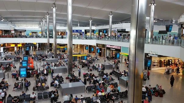 Air India pilots praised all over the world:Two planes landed safely amidst storm at Heathrow Airport, video viral on social media 2 london 938880 340