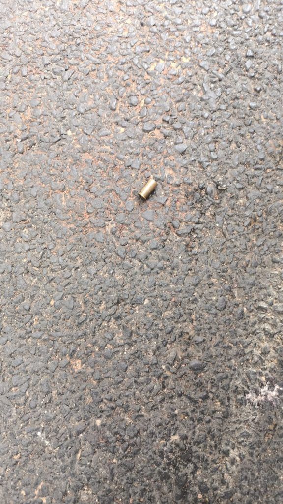 Ghaziabad : The Miscreants Looted 25 Lakhs From The Petrol Pump Workers going to Bank, Escaped By Firing 2 111 100