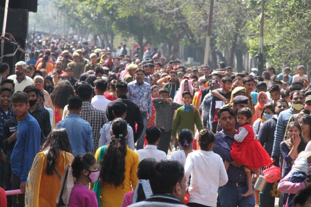 बोल बम से गूंजी क्रांतिधरा: केसरिया हुए शिवालय, हर तरफ बम-बम 11 4