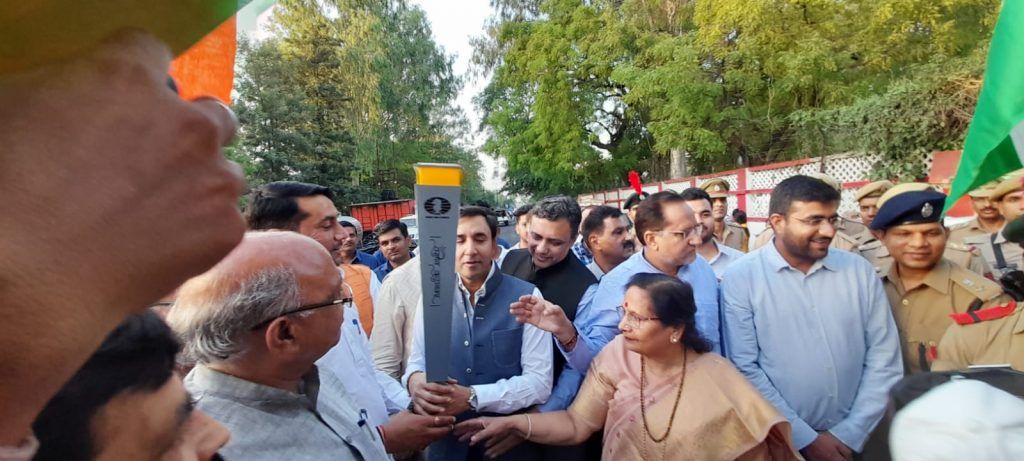 शतरंज ओलम्पियाड टाॅर्च रैली का मेरठ शहर में किया गया भव्य रूप से स्वागत 9 119 4
