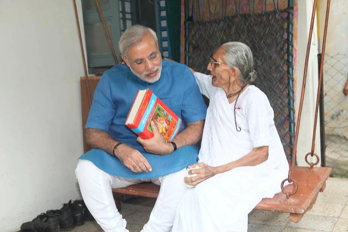 Modi pens heartfelt blog on his mother's 100th birthday 10 120