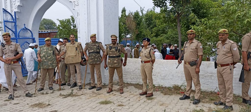 अकीदत से अदा की ईद-उल-अजहा की नमाज; मुल्क में अमन व शांति के लिए उठे हाथ 7 116 7