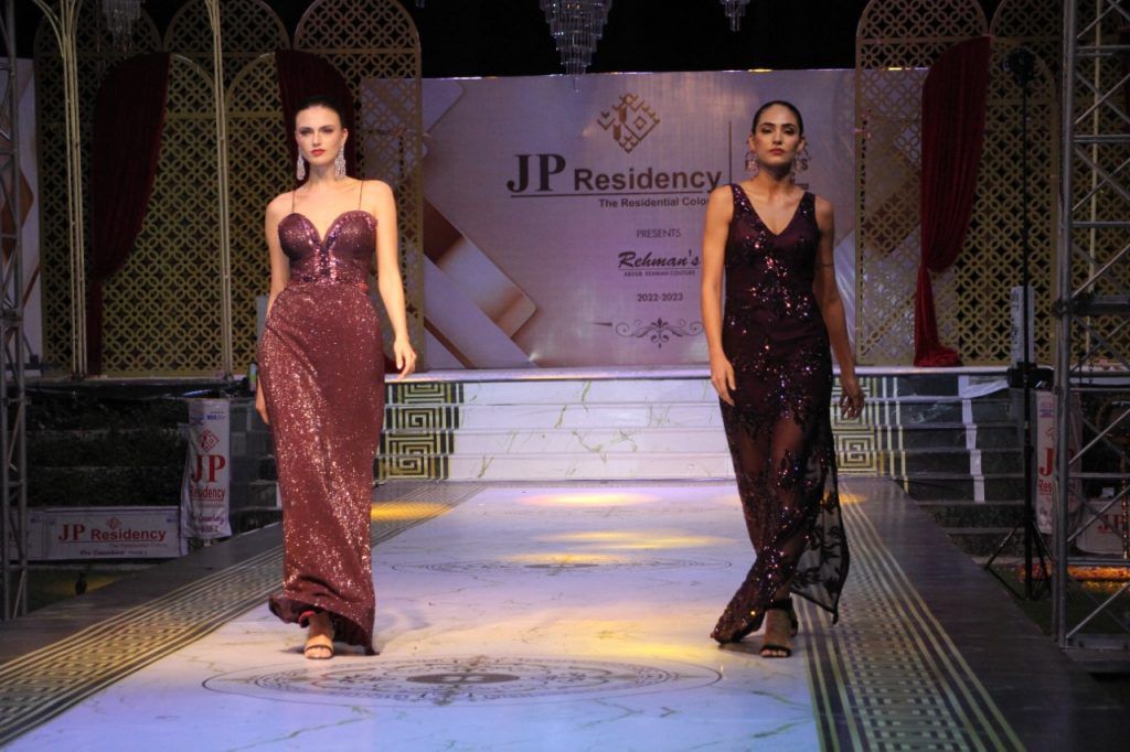 Fashion show: Daisy Shah dazzled with her style 34 131