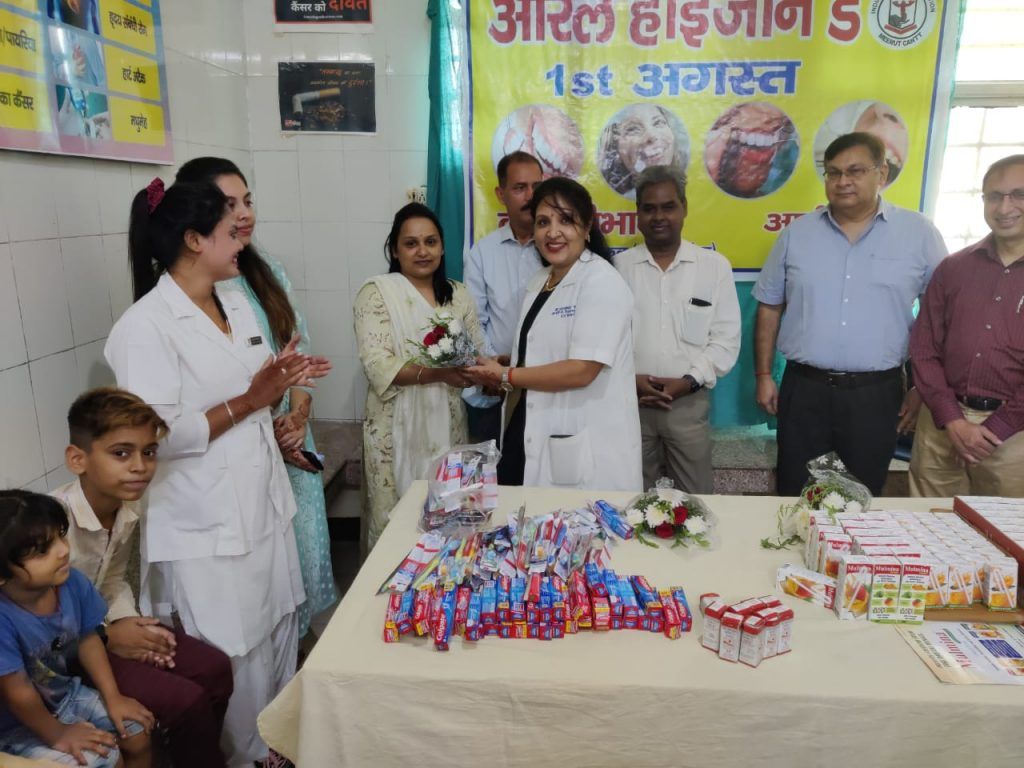 ओरल हाइजीन डे : दन्त रोग जागरूकता शिविर का आयोजन 2 111 1
