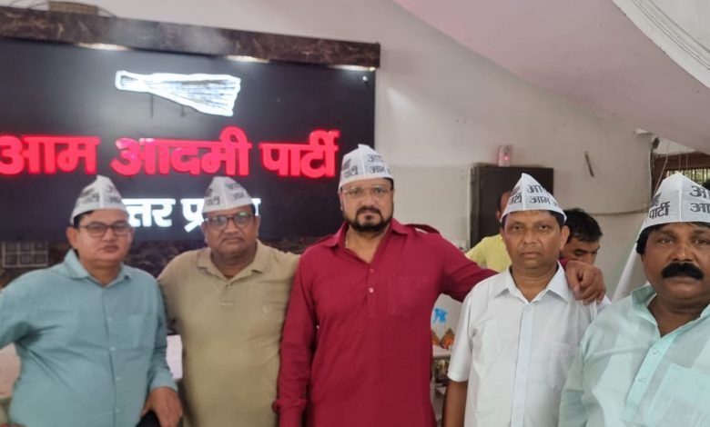 आम आदमी पार्टी व्यापार प्रकोष्ठ के जिलाध्यक्ष बने पंकज शर्मा 1 111 88