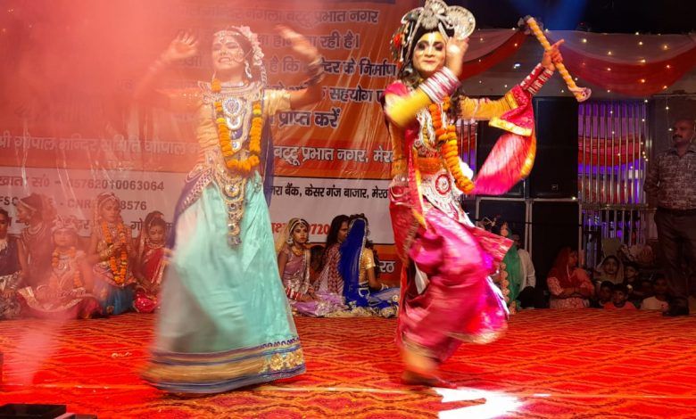 हाथी घोड़ा पालकी जय कन्हैया लाल की 1 213